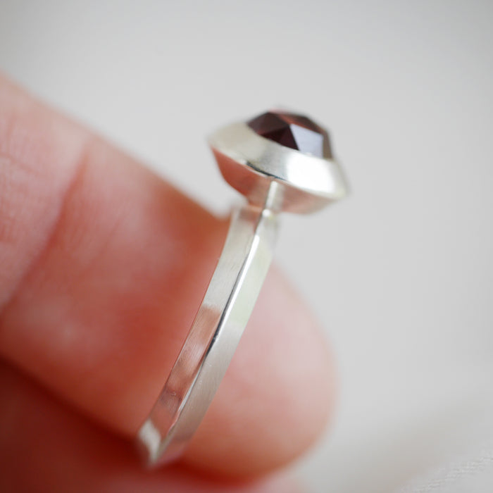Apex Garnet Ring | Size L