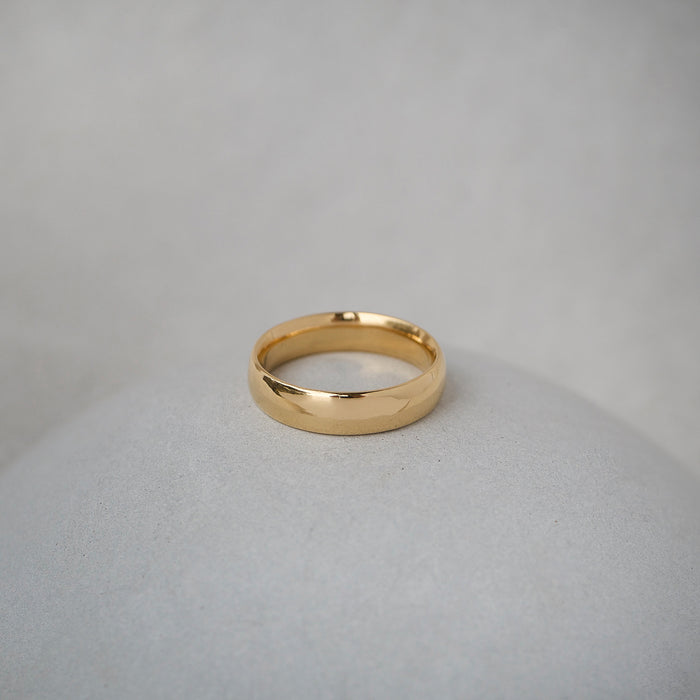 Court | Classic Court Ring Band