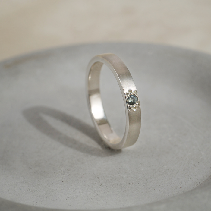 Star Teal Sapphire Ring | Size M