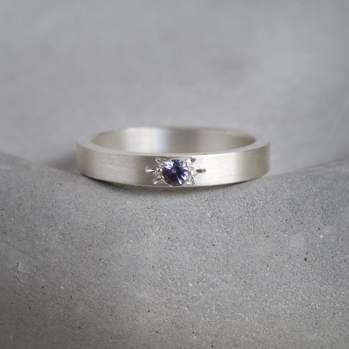 Star Violet Spinel Ring | Size K 1/2