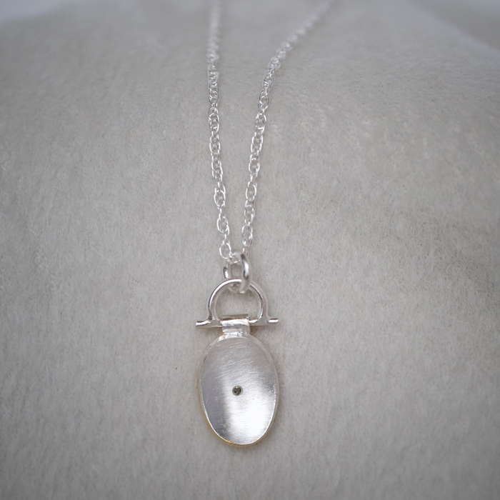 Keum Boo Diamond Oval Pendant