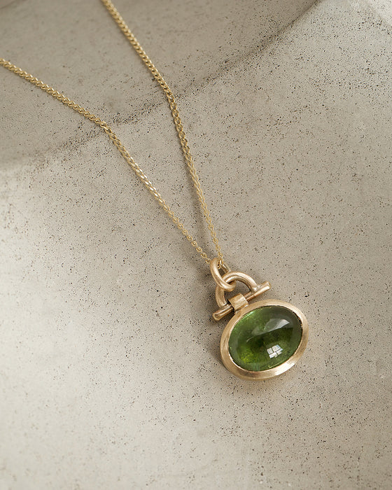 Green Tourmaline 9ct Gold Pendant Necklace