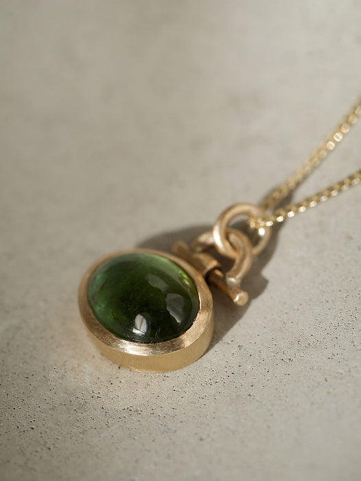 Green Tourmaline 9ct Gold Pendant Necklace