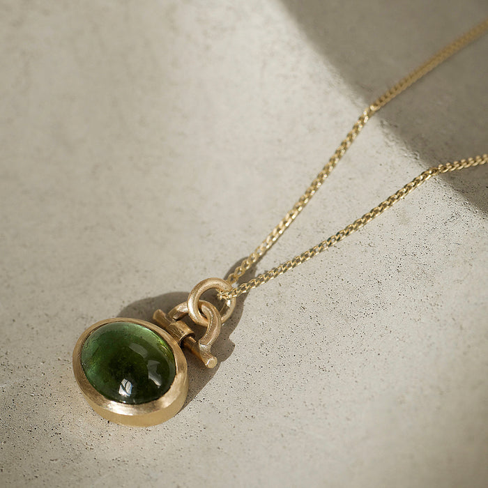Green Tourmaline 9ct Gold Pendant Necklace